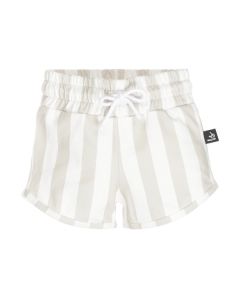 Short vertical stripe sand