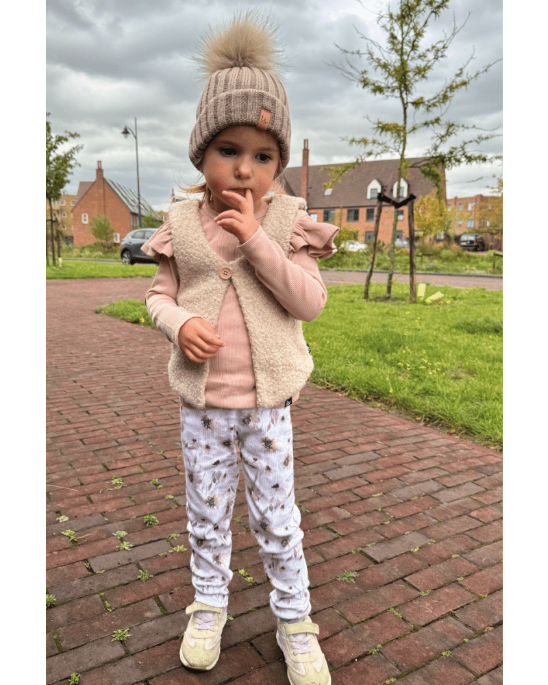 Outfit Mara