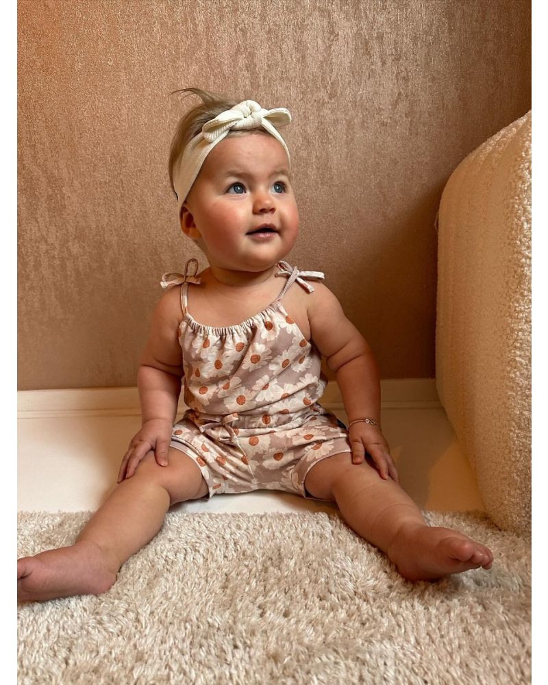 Summer onesie daisy blossom