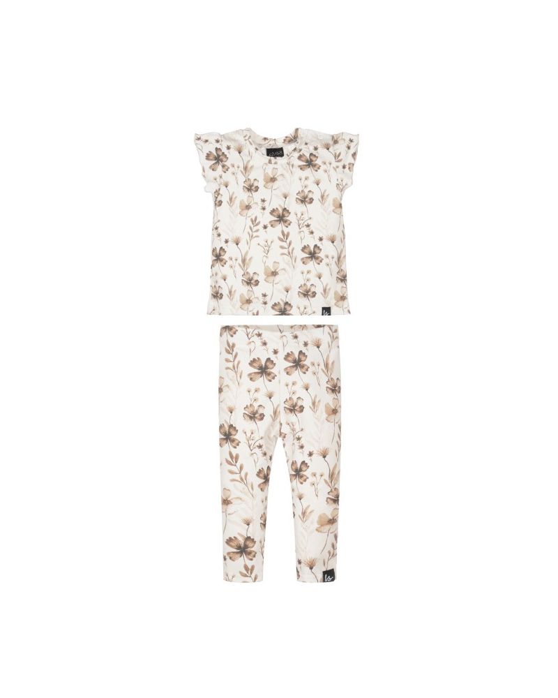 Outfit dream sepia