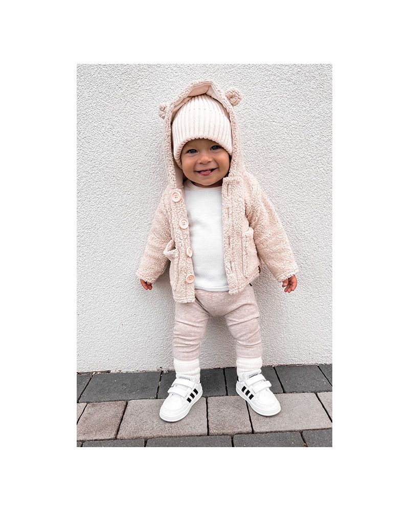 Outfit Sam